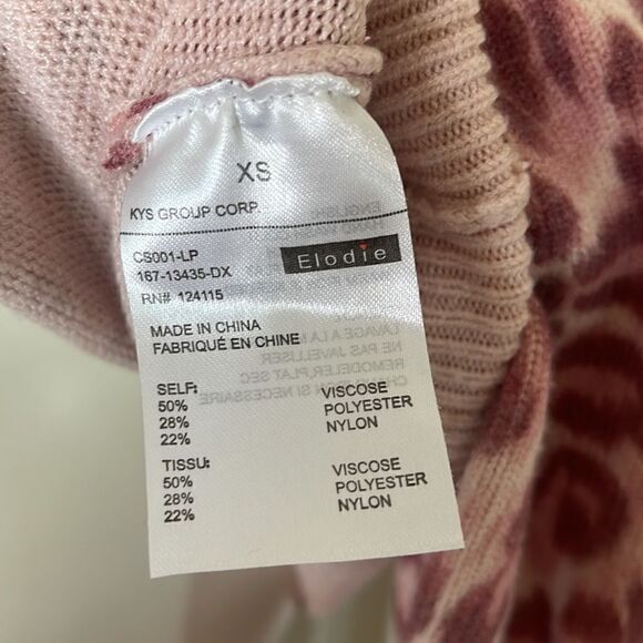 Elodie Pink Cheetah Print Knit Pullover Sweater size xs - Picture 7 of 7